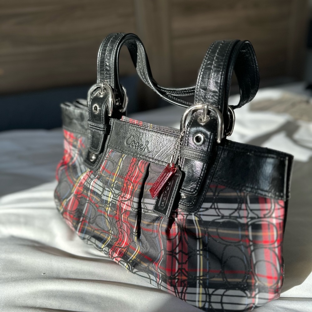 Coach Poppy Tartan Plaid Tote Shoulder Handbag G1082-F15228Coach